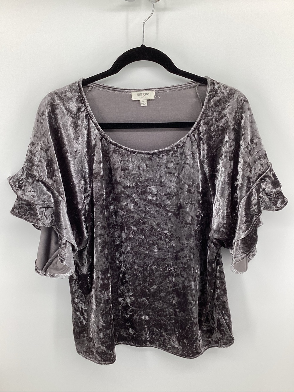 Umgee Silver-Grey Crushed Velvet Ruffle Sleeve Blouse